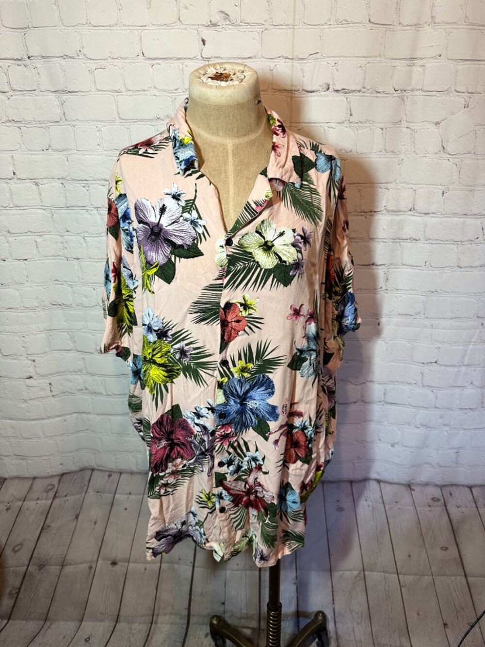 No Boundaries Mens Short sleeve button up palm Hawaiian 2XL